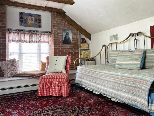 The Lightner Farmhouse image 5
